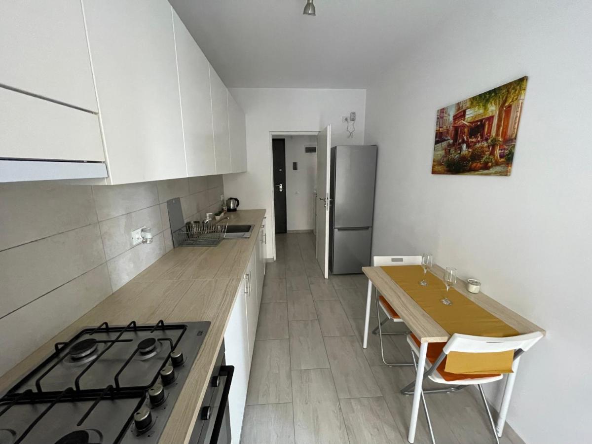 Pearl Luxury Apartment Near Presidential Palace Букурещ Екстериор снимка